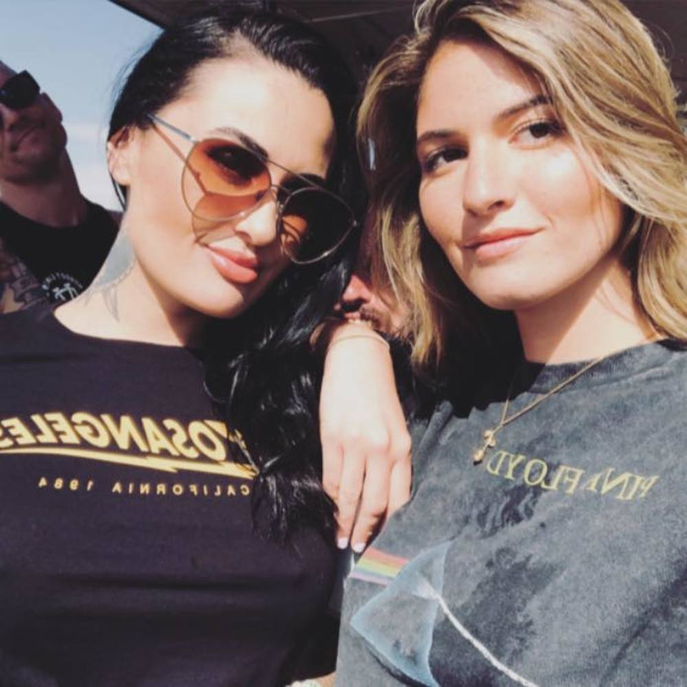 Meet your Posher, Dana